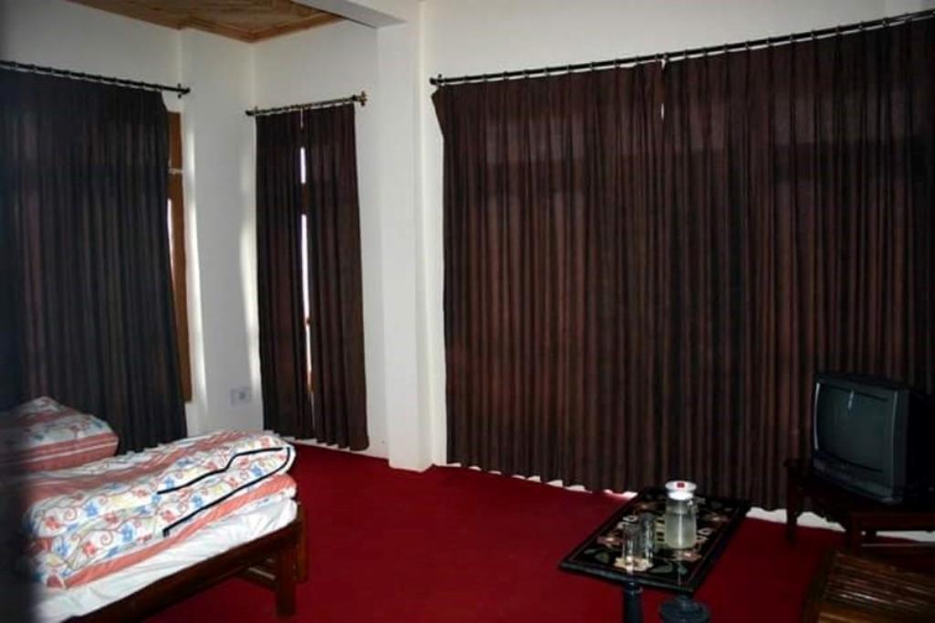 Hotel Cozy Swiss Meadows Khajjiar Zewnętrze zdjęcie